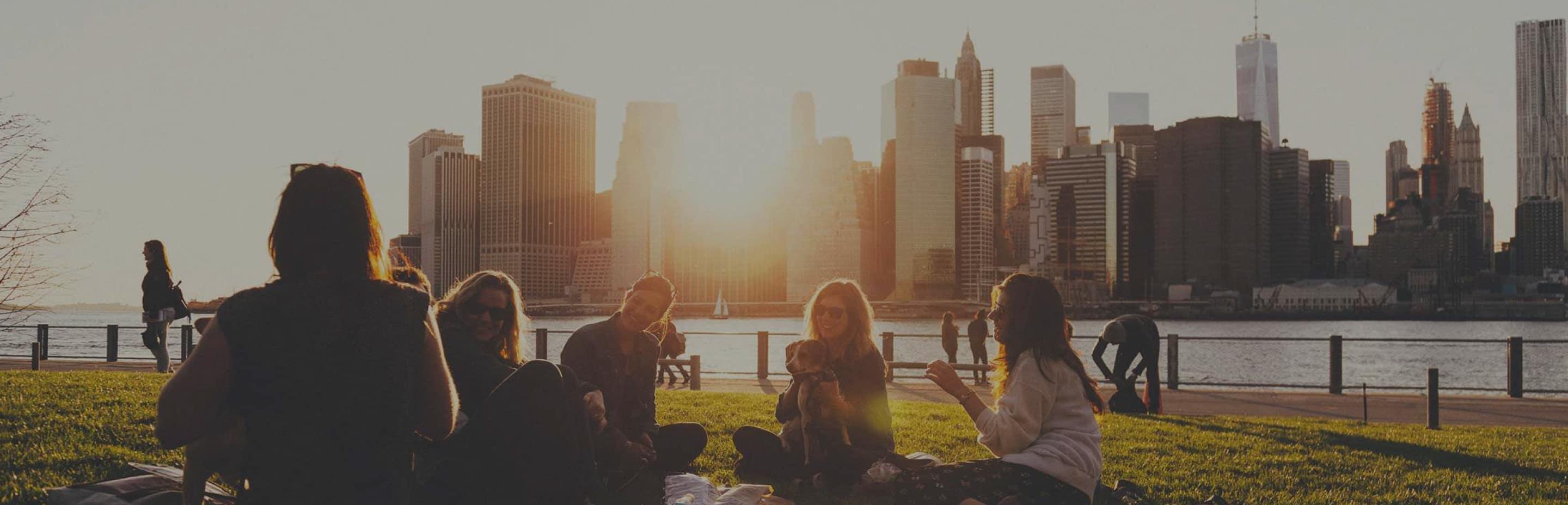 Trustaff referrals banner